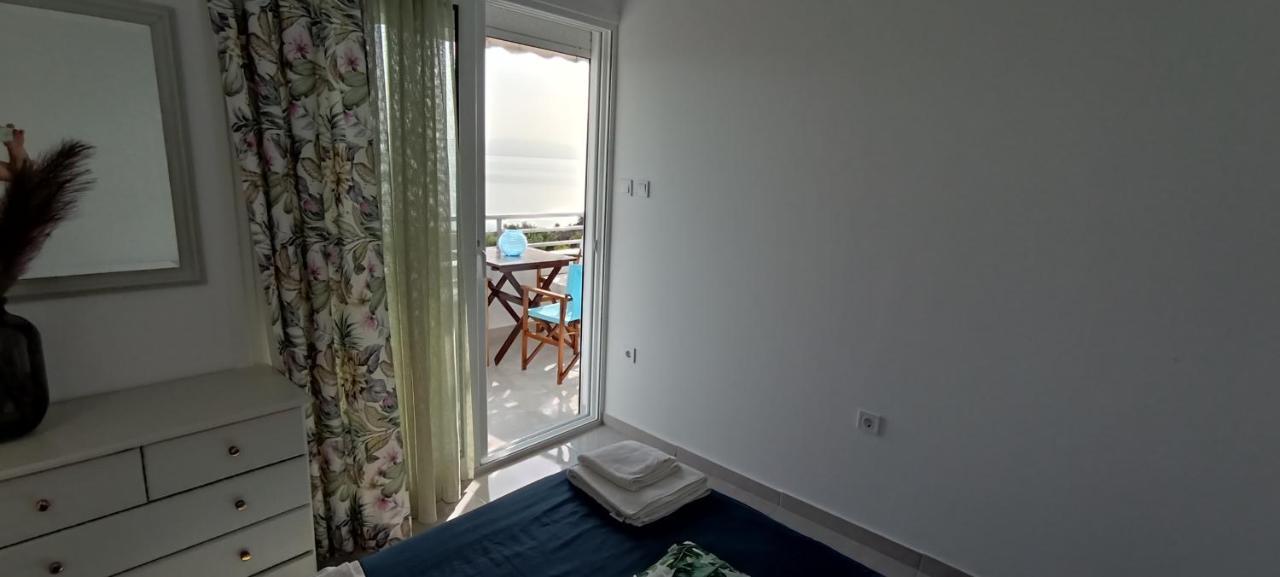 Atlas By Sea Apartment Loutraki  Exterior photo