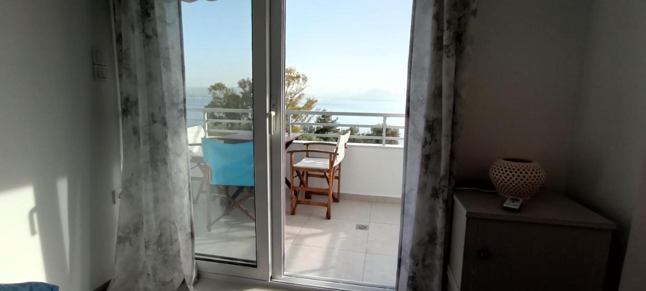 Atlas By Sea Apartment Loutraki  Exterior photo